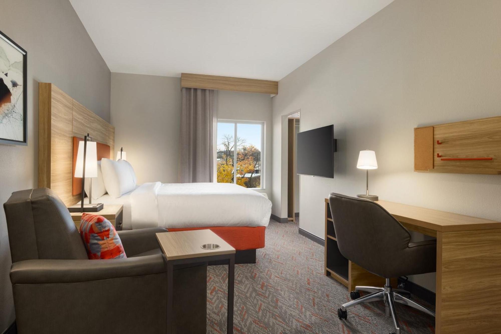 Candlewood Suites Miami - Doral By Ihg Tamiami エクステリア 写真